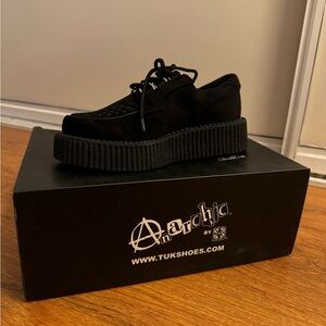 Anarchic Creepers